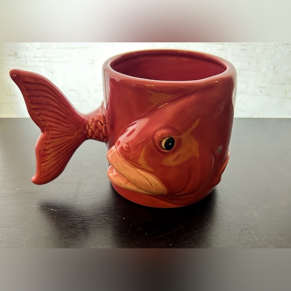 Bergschrund Salmon Mug Seattle 1988. - Picture 2 of 9